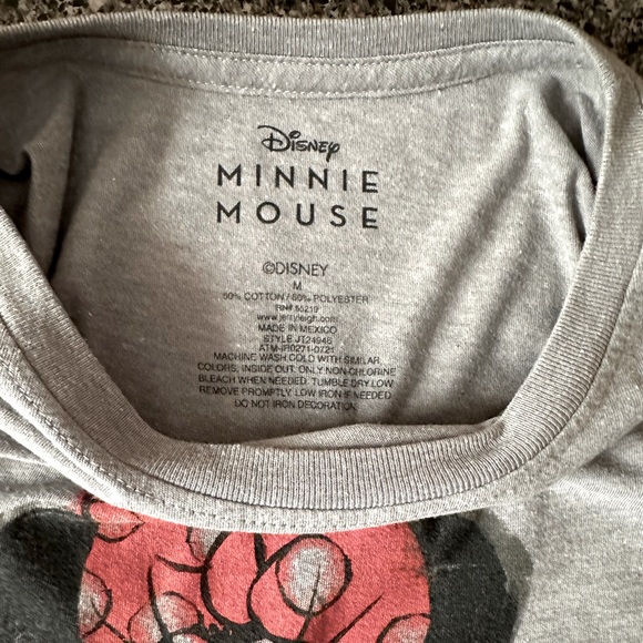 Disney Minnie Mouse Tee Shirt NWOT - Picture 5 of 5
